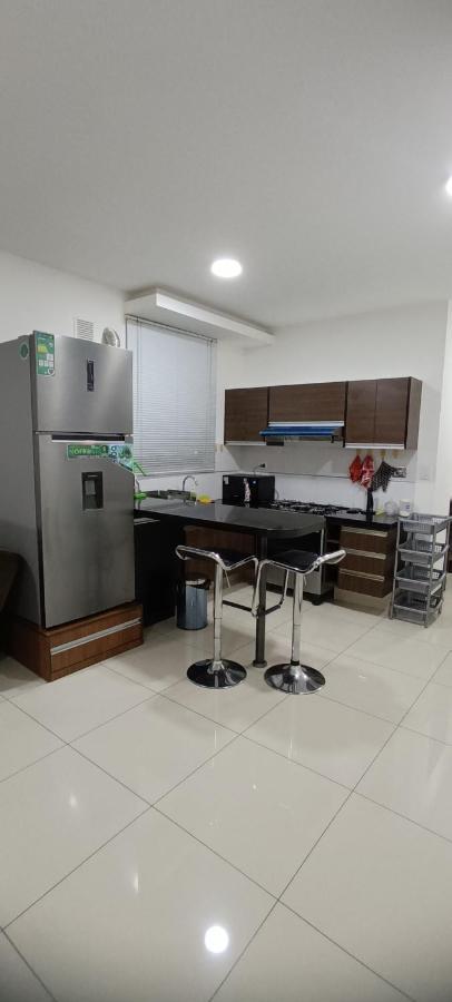 Ferienwohnung Departamentoo Nuevo Amoblado Cerca A Uagrm, Con Excelente Vista Santa Cruz de La Sierra Exterior foto