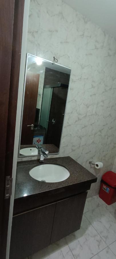 Ferienwohnung Departamentoo Nuevo Amoblado Cerca A Uagrm, Con Excelente Vista Santa Cruz de La Sierra Exterior foto